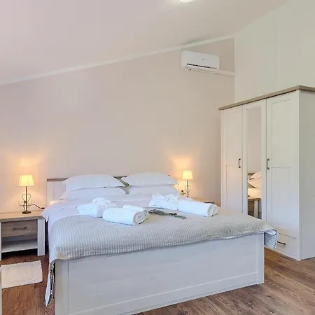 Aria Vallis Case de vacanță *