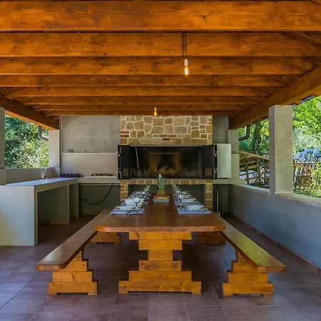 Case de vacanță Aria Vallis *